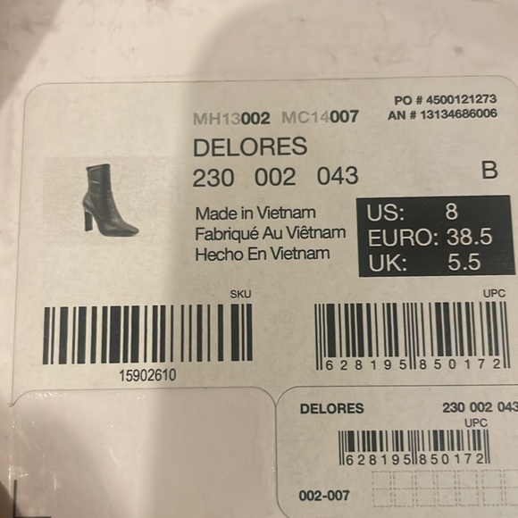 New brown low booties - Picture 2 of 2